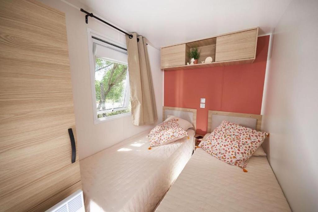 Mobile Home 3 Chambres 2 Salles De Bains Dans Camping 4 Etoiles Aux Charmettes Mh K168 莱马特 外观 照片