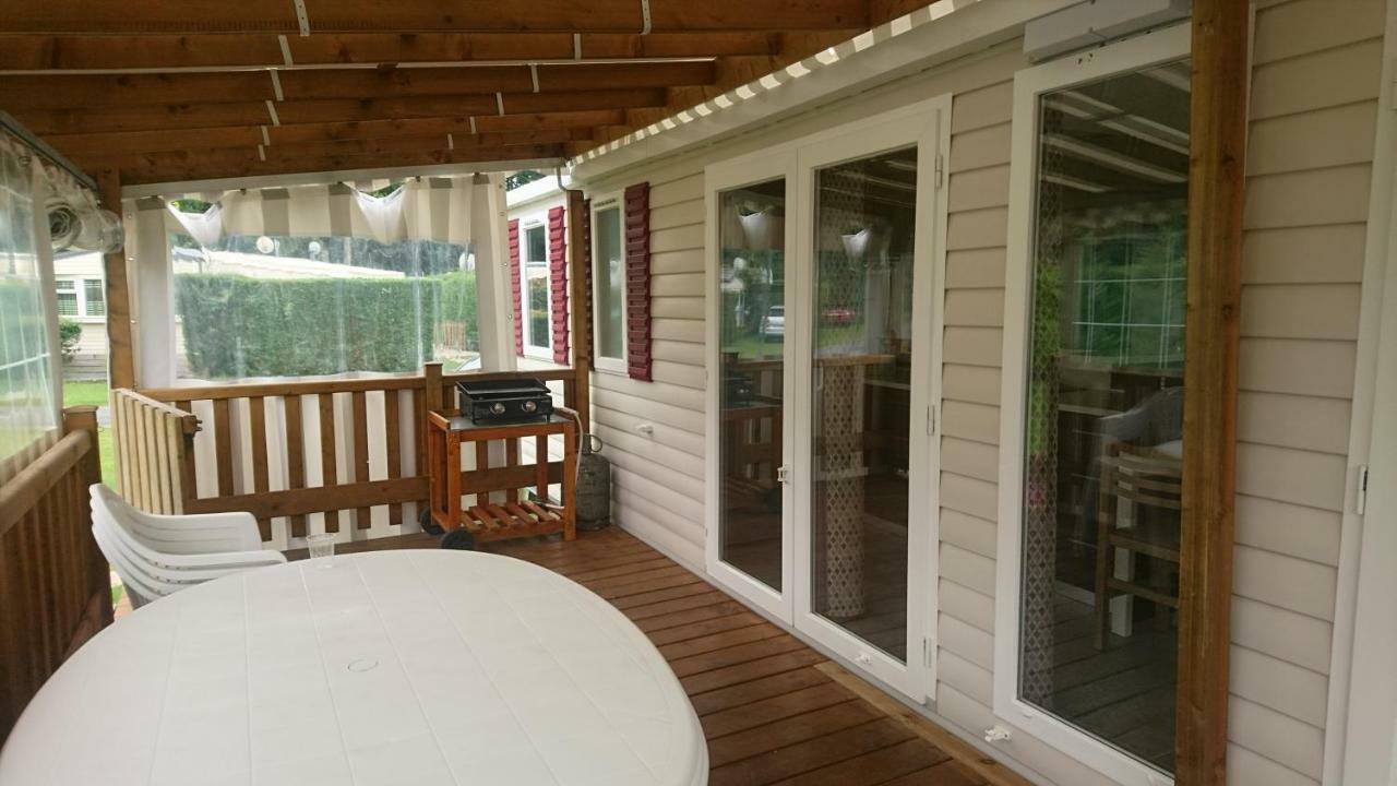 Mobile Home 3 Chambres 2 Salles De Bains Dans Camping 4 Etoiles Aux Charmettes Mh K168 莱马特 外观 照片